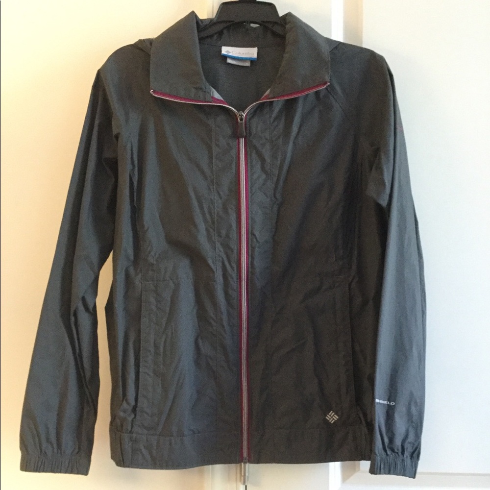 Columbia rain jacket